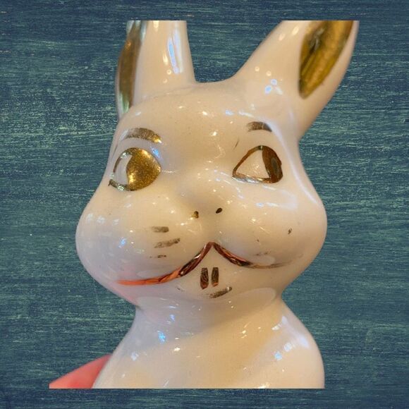 Mid century Ceramic Bunny Rabbit Cottonball Dispenser - Picture 8 of 9